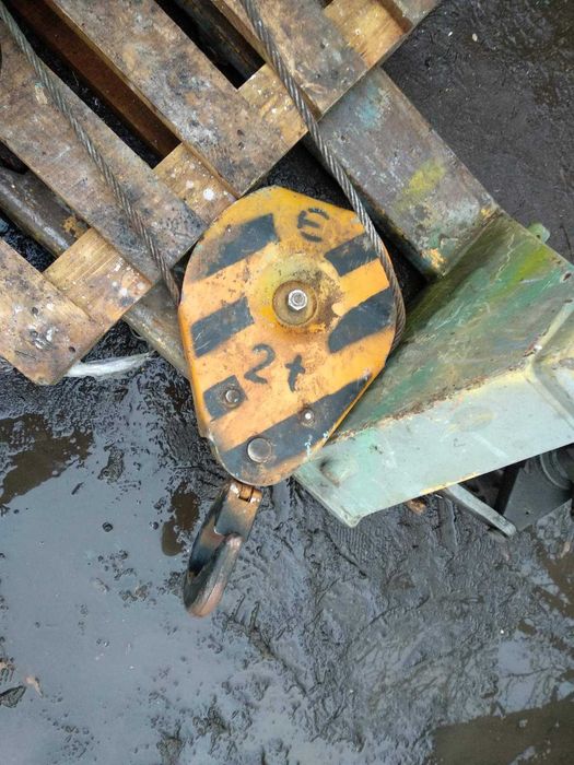 крюкова Крюковая подвеска гак крючек 0.5  5 тонн 3 2 1 т підвіска Гак