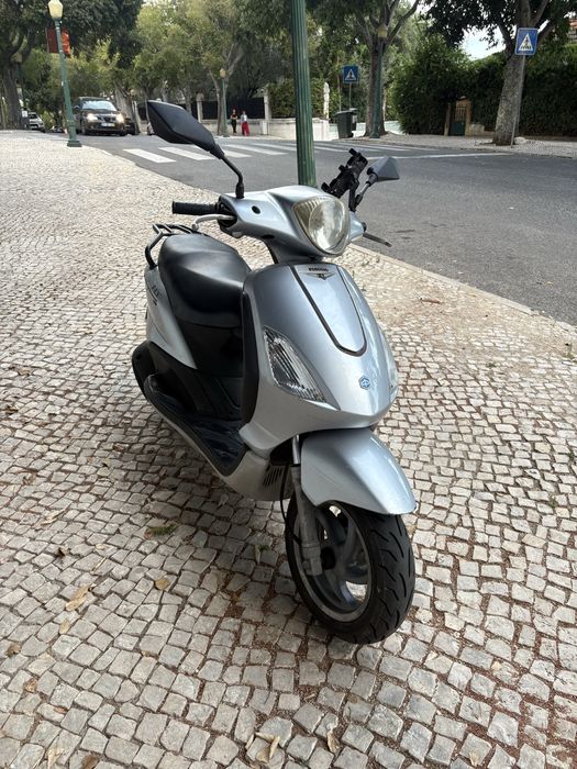 Piaggio Fly 125 bom estado. Uso pessoal