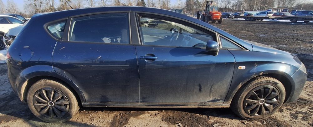 CAŁY NA CZĘŚCI Seat Leon II LS5Y 04- Przód Kompletny Maska Drzwi