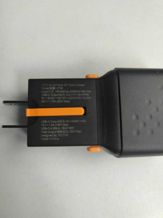 Зарядний пристрій Voltme VITO GO 35w travel charger