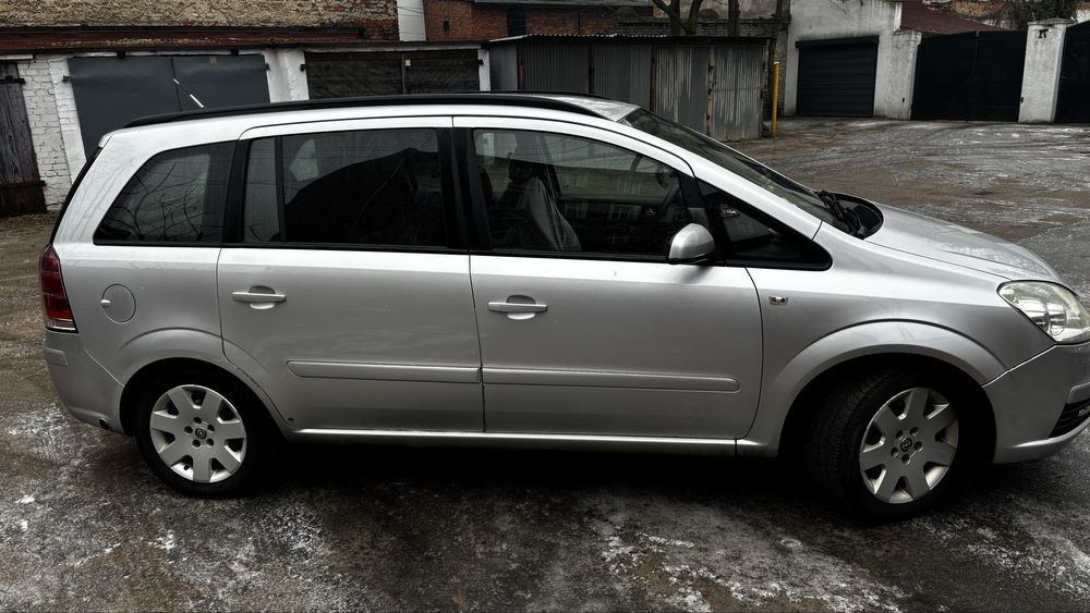 Opel Zafira 1.8 benzyna -Lpg