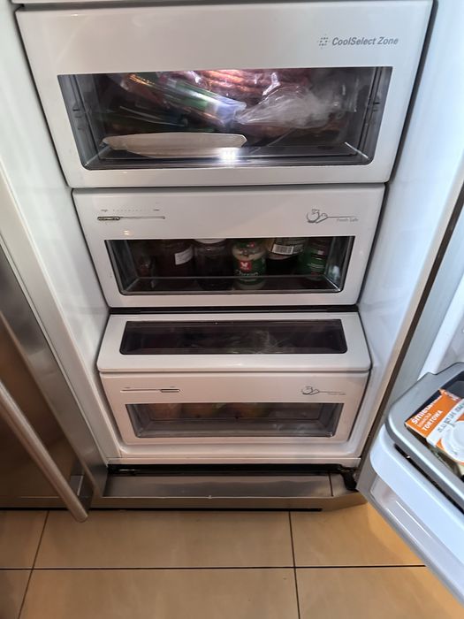 Lodówka SAMSUNG side by side z kostkarką używana