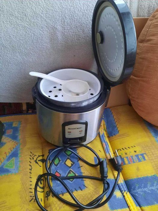 Техніка для кухні (фондюшниця, рисоварка)