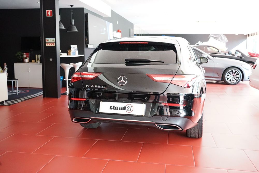 Mercedes-Benz CLA 250 e Shooting Brake Progressive foto 4