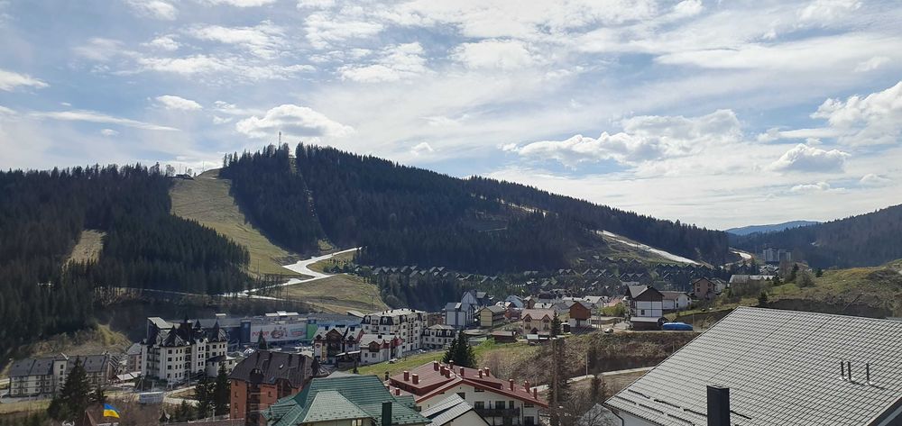 Готель в серці Буковеля