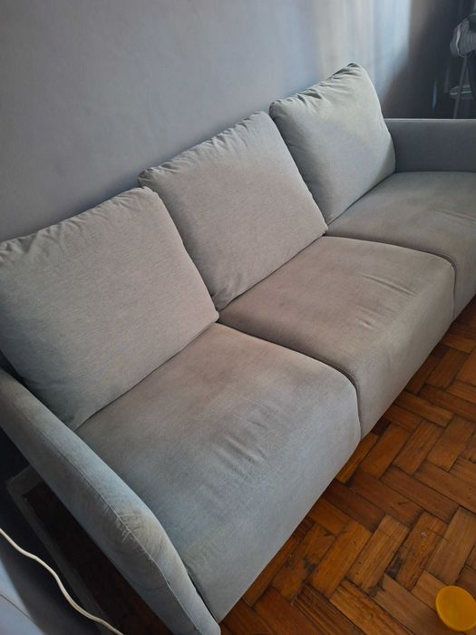 Sofá 3 lugares e Pisa Pés do Ikea