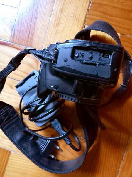 Máquina digital Canon