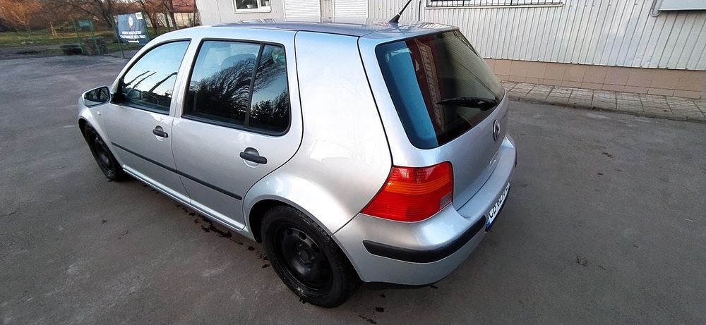 Фольксваген Гольф 4