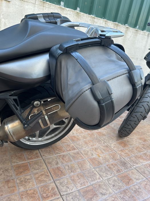 BMW F800ST.