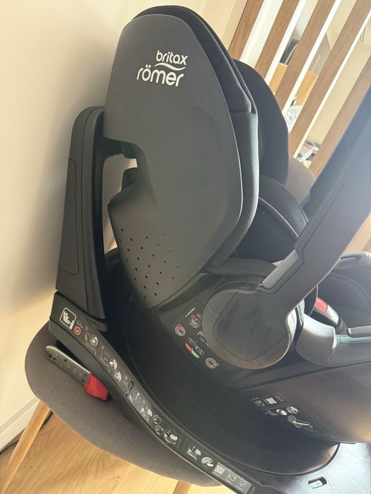 Fotelik obrotowy Britax Romer