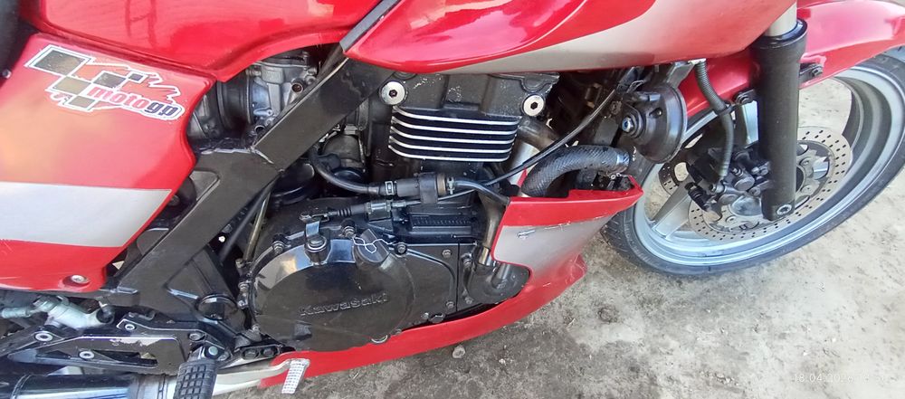 Продам kawasaki gpz 500