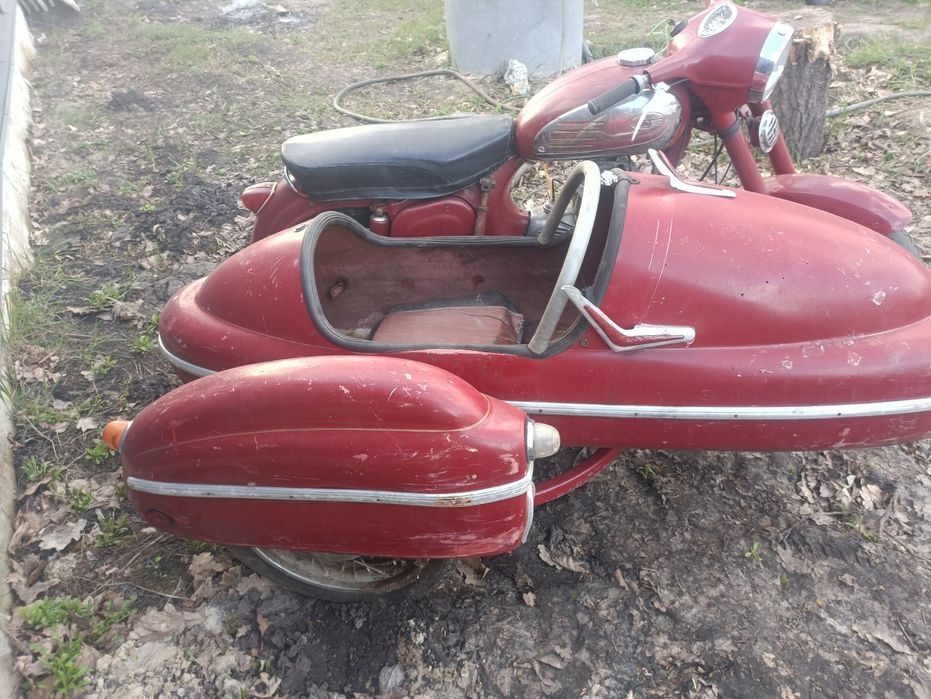 Ява з коляскою продам