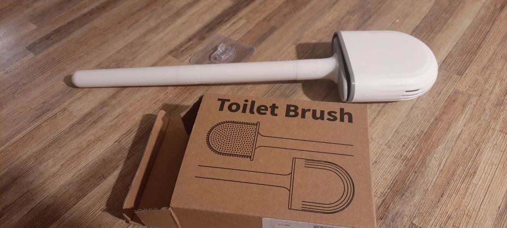 Turystyczna szczotka do wc