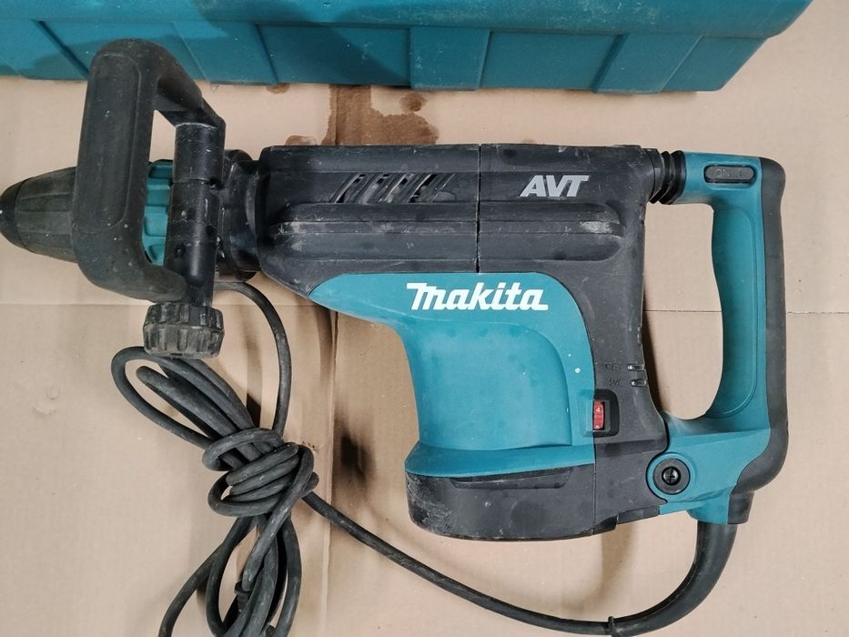 Młot udarowy Makita HM 1213C stan bdb