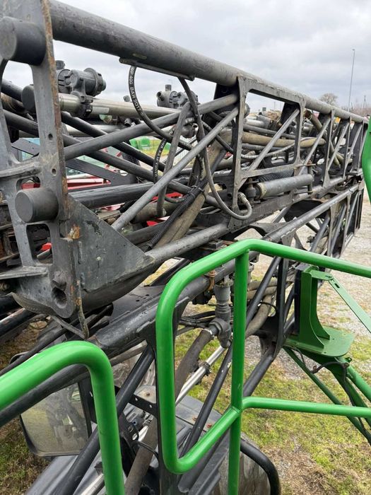 Обприскувач John Deere 4930
