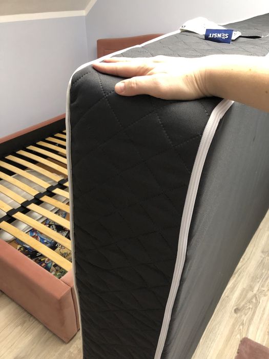 Materac sensit H2 140x200 grubość 23cm stan bdb pianka