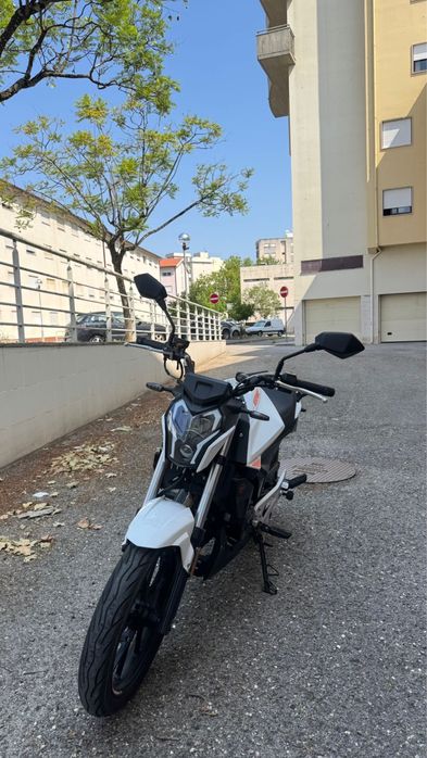 Keeway RKS 125 - 2025 Ainda com garantia