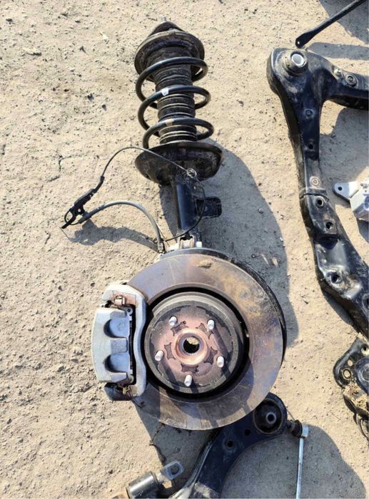 Toyota Camry 70 Рычаг Тяга Кулак Стойка Подрамник Полуось комплект