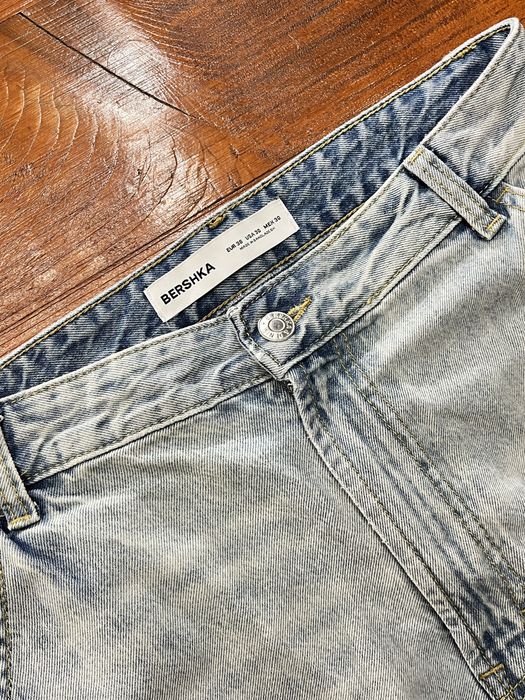 Джинси bershka.