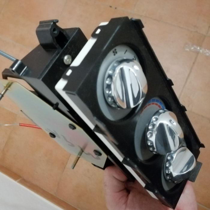 MG peças de MGF/TF  novas/ pouco usadas. Valores disc no anúncio