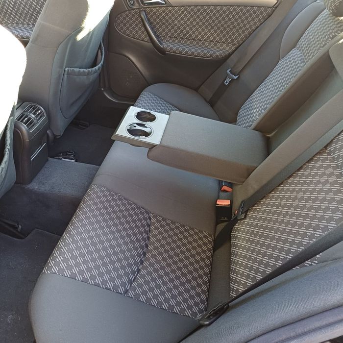 Mercedez c220 em bom estado — photo 4