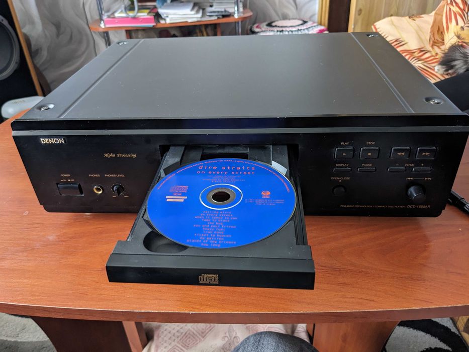 Denon DCD-1550AR CD Player