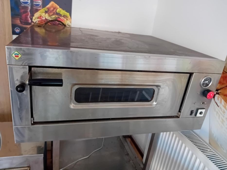 Piec do pizzy firmy RM gastro