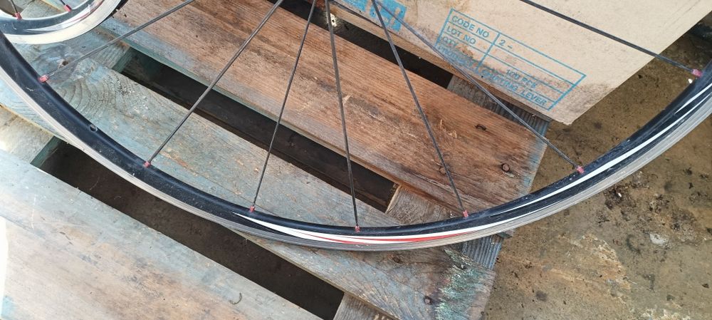 Par de rodas Shimano