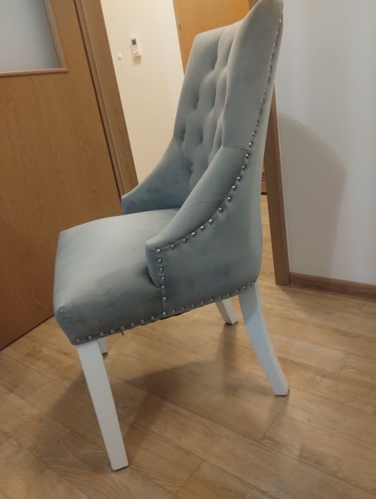 Krzesła Glamour do jadalni