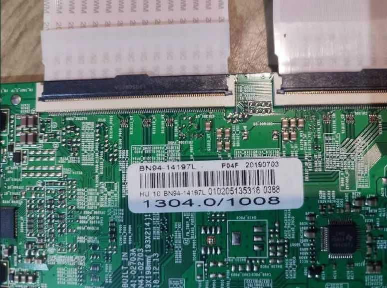 BN94-14197L UE55RU7172U