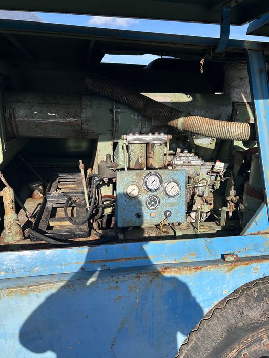 sprężarka kompresor spalinowy IFA Diko 4/8 DDR   ( WD52 WD53  WS100)