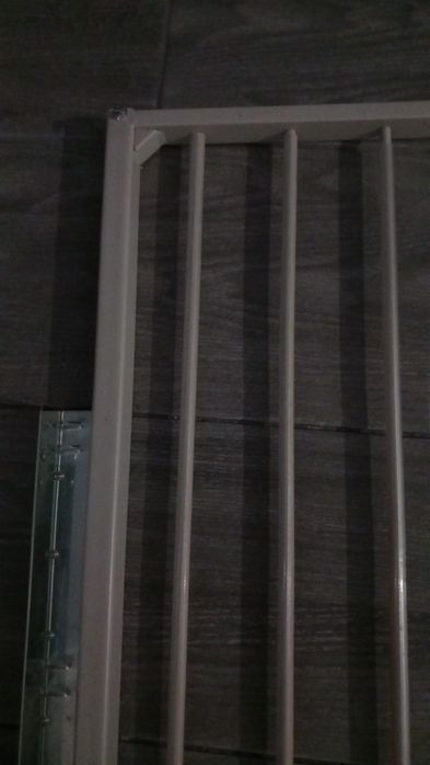 Porta calças extraível