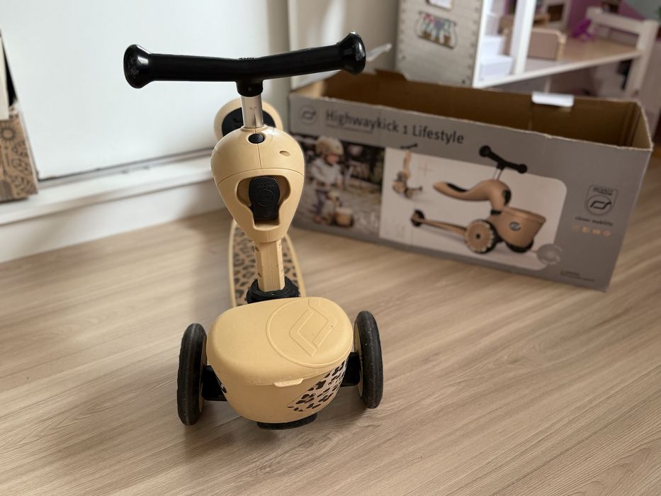 Hulajnoga SCOOT and RIDE
