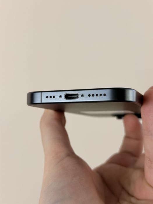 (ОПТ ЦІНА) Apple iPhone 15 Pro 128Gb Black Titanium (Sim+eSim) (A+) (100%) Ідеальний стан