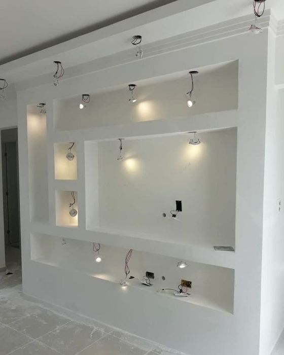 Serviços de pladur,  Remodelação e divisórias - Instalações de portas