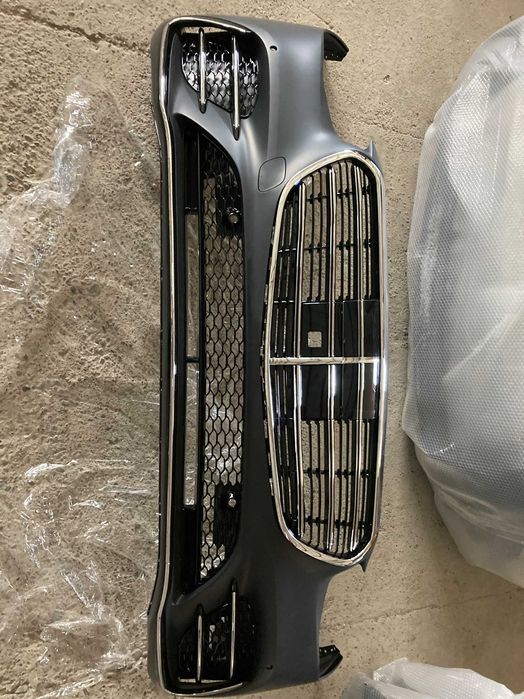 Передний бампер на S-Class W223 20-23год.(стиль AMG line без решетки)