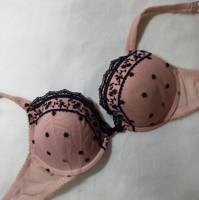 Бюстгвльтер жіночий