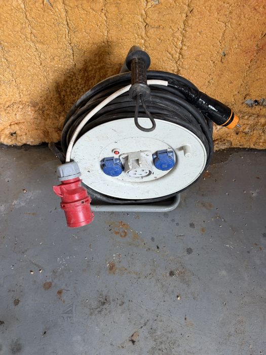 Przedłuzacz na bebnie silowy plus 230v