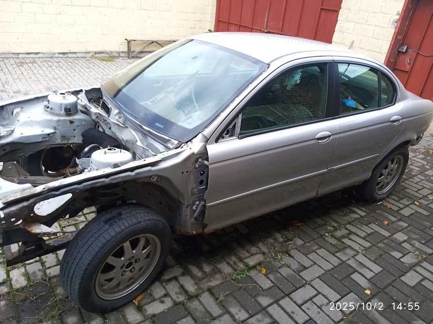 Jaguar X-tayp донар