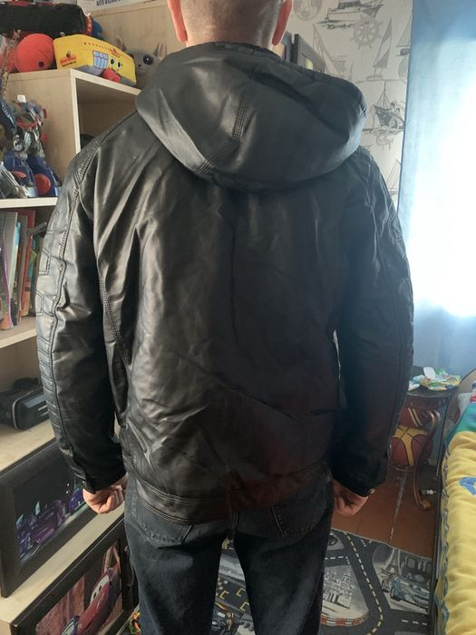 Продам нову куртку чоловічу теплу