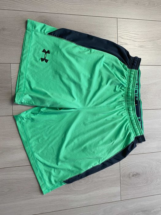 UNDER ARMOUR r.M oryginalne szorty sportowe męskie stan BDB