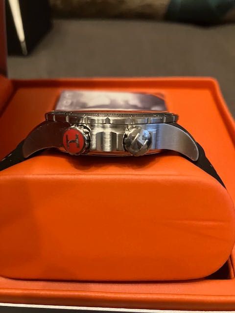 Годинник Hamilton Khaki ETO quartz H77612333