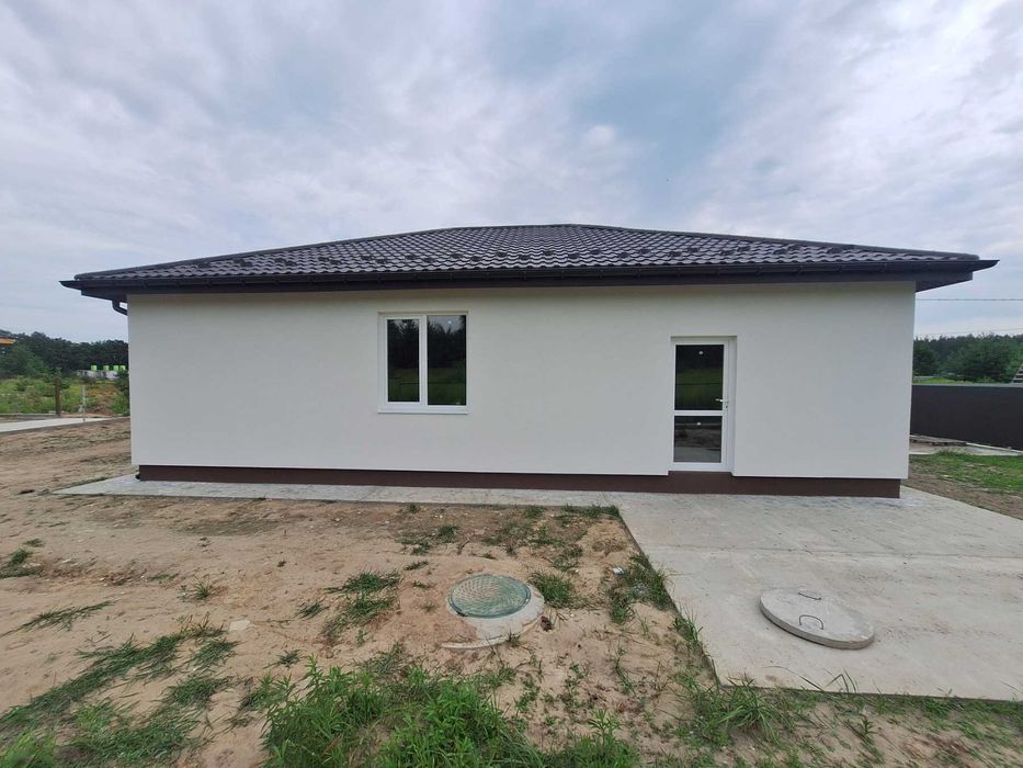 Продам одноповерховий будинок 90м2 на ділянці 5 соток. Тарасівка