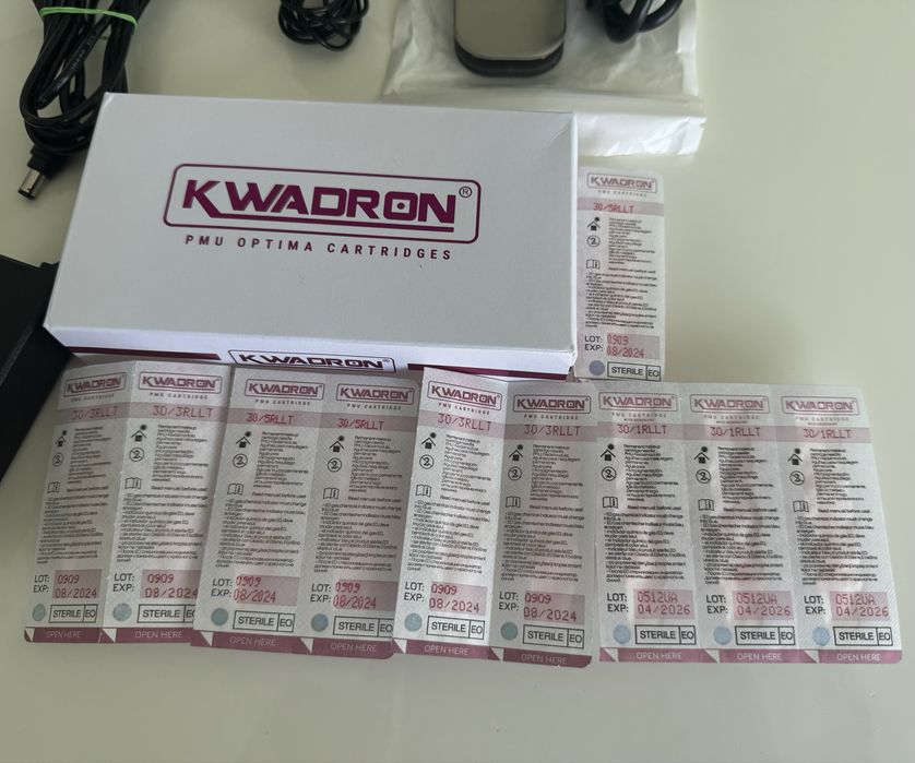 Sprzedam zestaw do makijazu permanentnego