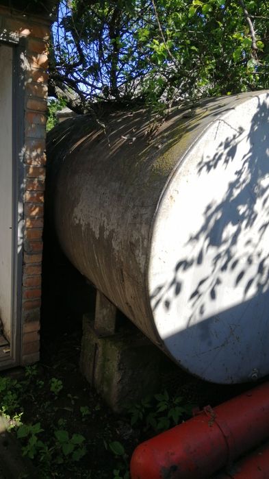 Бочка металева, ціла в хорошому стані