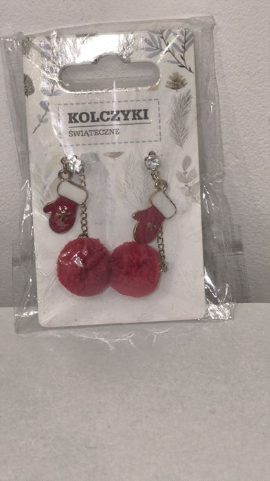 Kolczyki czerwone świąteczne kuleczki (pomponiki) z rękawiczkami