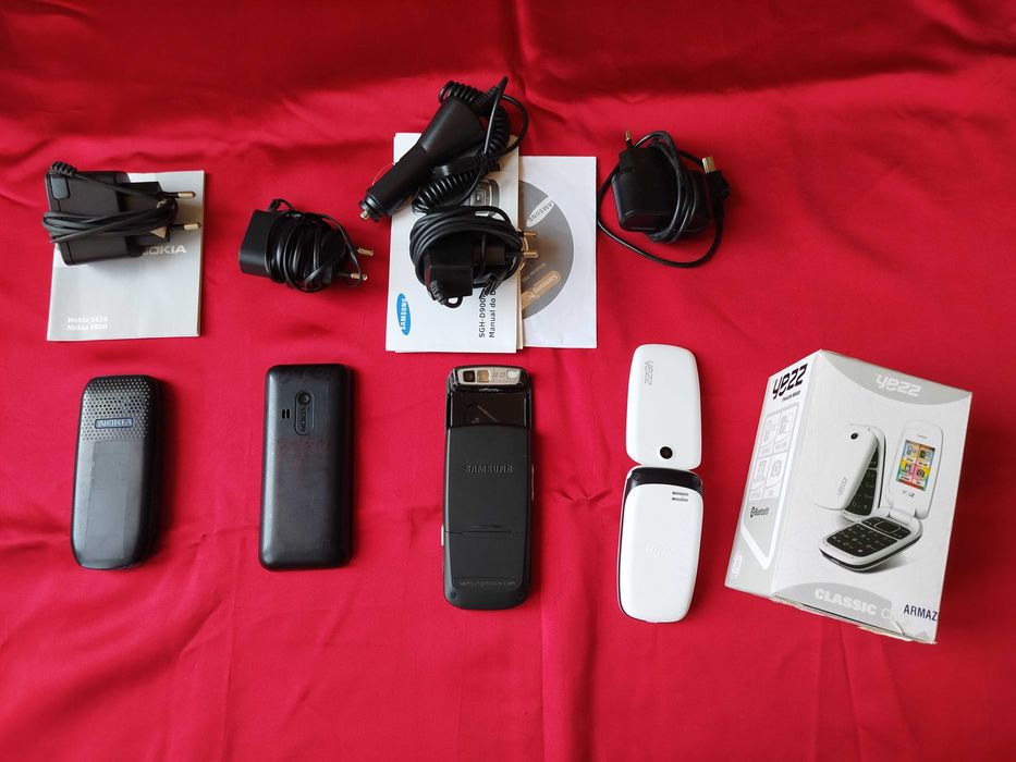 4 Telemóveis para coleção ou peças