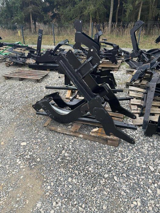 Mocowanie do URSUS 914 do ładowacz czołowy Metal Technik MT-02 Montaż