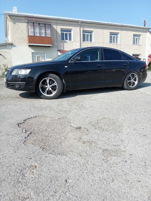 Автомобіль ауді А6