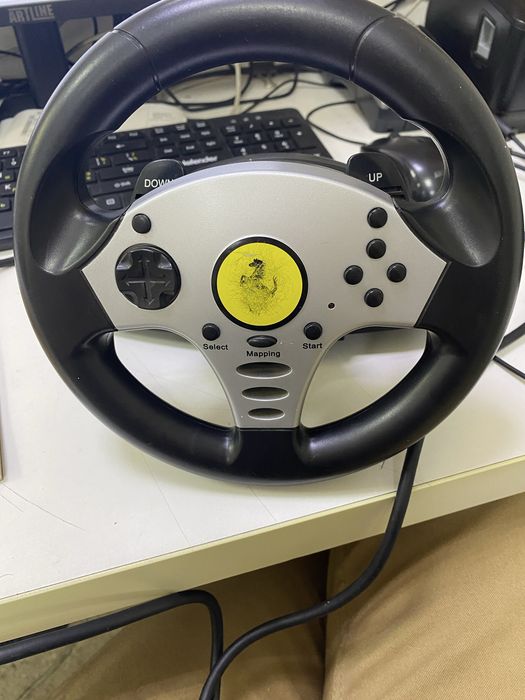 Thrustmaster Universal Challenge 5-in-1 V.3 кермо з педалями для PC/PS2/PS3.